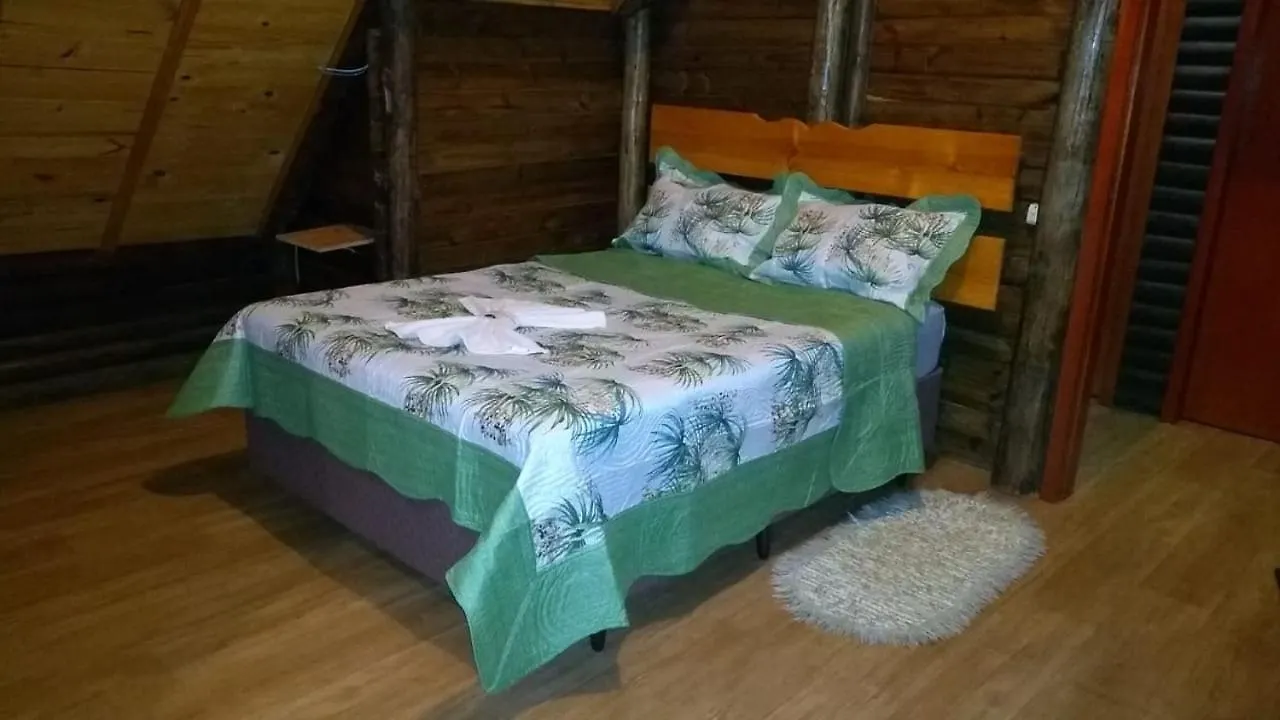 Chale Estancia Ouro Verde لاجيس شاليه